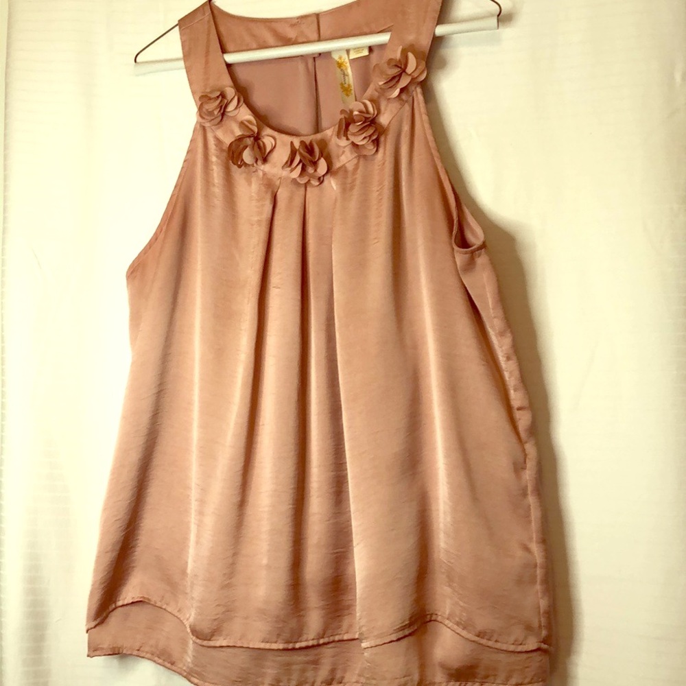 Sleeveless Satiny Top with Flower Accents